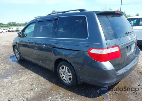 2005 Honda Odyssey Ex-L z USA, uszkodzony, nr VIN 5FNRL386X5B031063